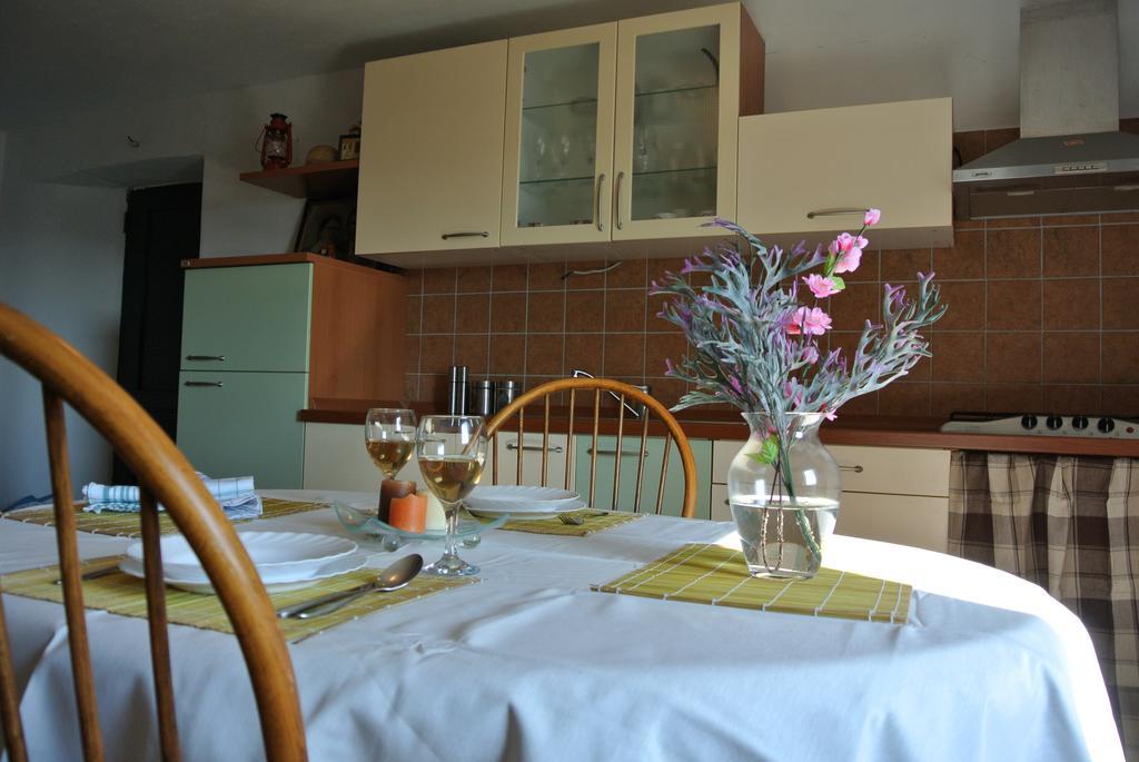 Kaprije Mistral Apartment Экстерьер фото