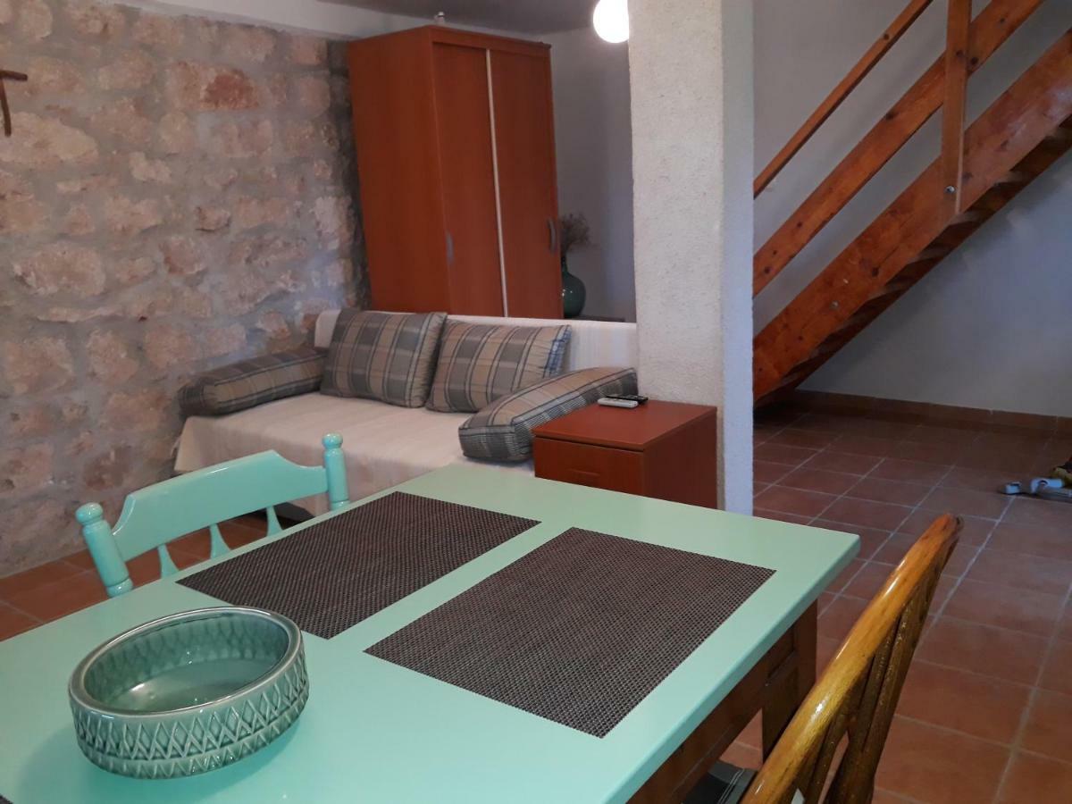 Kaprije Mistral Apartment Экстерьер фото